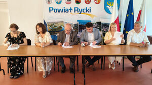 
                                                    Kolejna ważna inwestycja drogowa w powiecie. Rusza rozbudowa ulicy Swatowskiej w Rykach!
                                                