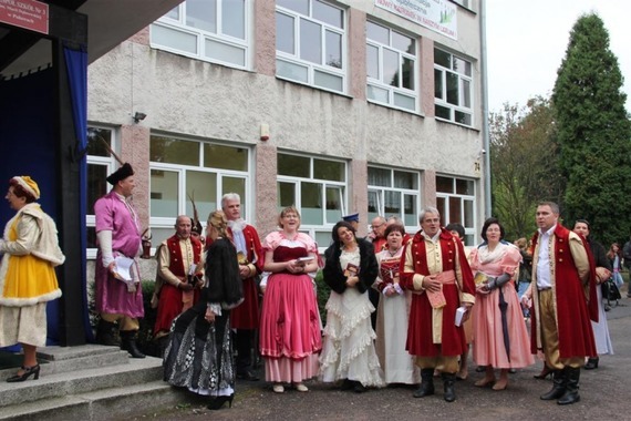 Narodowe Czytanie Pod Platanem 2014 Trylogia Henryka Sienkiewicza