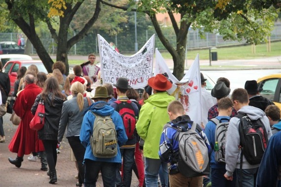 Narodowe Czytanie Pod Platanem 2014 Trylogia Henryka Sienkiewicza