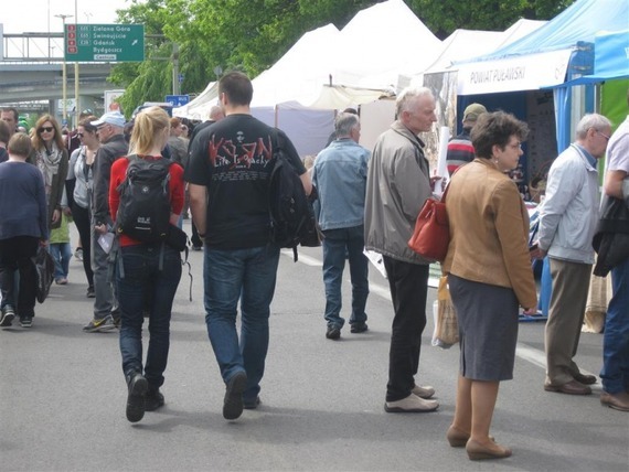 Tłumy odwiedzających stoisko Powiatu Puławskiego na Międzynarodowych Targach Szczecińskich - ORGANIC