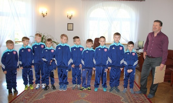Zawodnicy Puławiaka odwiedzili Starostę