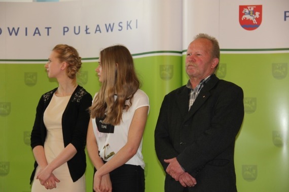 Sportowe nagrody Starosty Puławskiego za 2015 r. wręczone