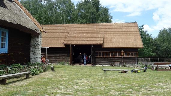 Taborem, rowerem, pieszo podążamy w stronę Wisły