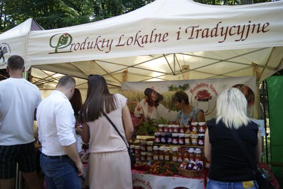 Wieńce i stoiska na Dożynkach Powiatowych Nałęczów 2018