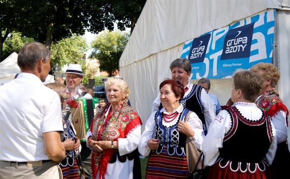 Wieńce i stoiska na Dożynkach Powiatowych Nałęczów 2018