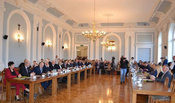 Fotorelacja z I sesji Rady Powiatu Puławskiego VI kadencji
