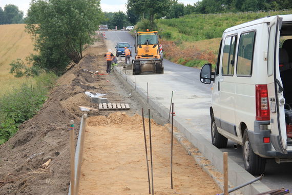 Fotograficzny dziennik budowy - inwestycje drogowe Powiatu Puławskiego (11.07.2019)