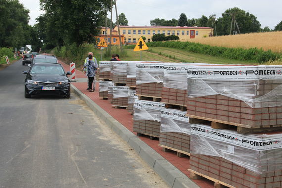 Fotograficzny dziennik budowy - inwestycje drogowe Powiatu Puławskiego (11.07.2019)