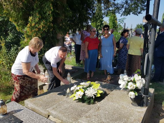 Upamiętnienie ofiar bombardowania w Gołębiu