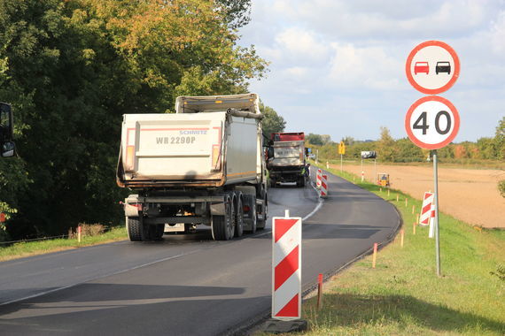 Trwa przebudowa drogi wojewódzkiej 801