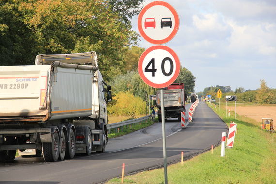 Trwa przebudowa drogi wojewódzkiej 801