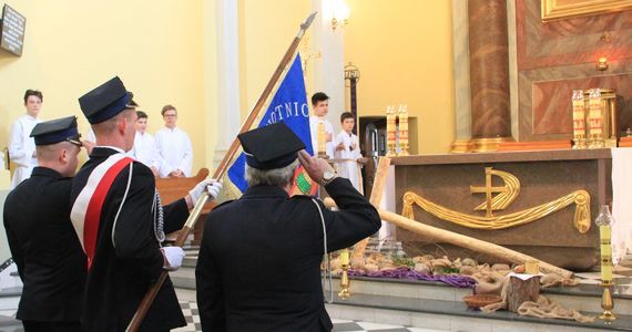 Poświęcenie pomnika na mogile zbiorowej żołnierzy z 9. Pułku Piechoty Legionów z Zamościa oraz uczczenie pamięci Żołnierzy Niezłomnych w Górze Puławskiej