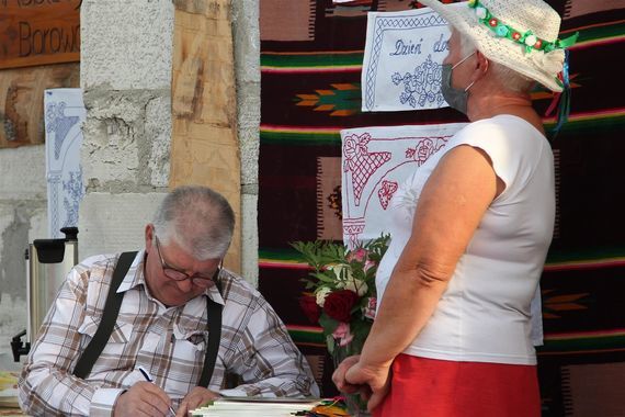 Wpis do księgi pamiątkowej wydarzenia