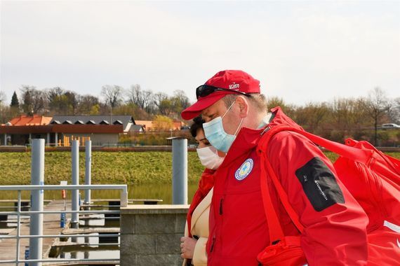 Starosta z kierownikiem drużyny WOPR