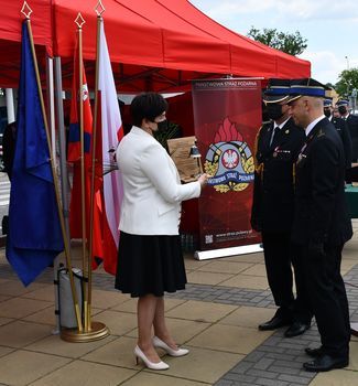 Podziękowania złożone na ręce Starosty Danuty Smagi