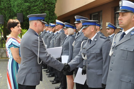 Gratulacje dla policjantów