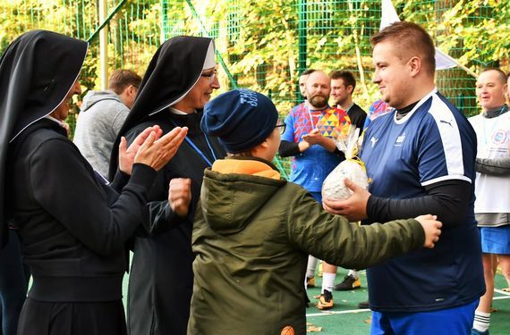 I Turniej Charytatywny Nieświęci w Piłkę Grają