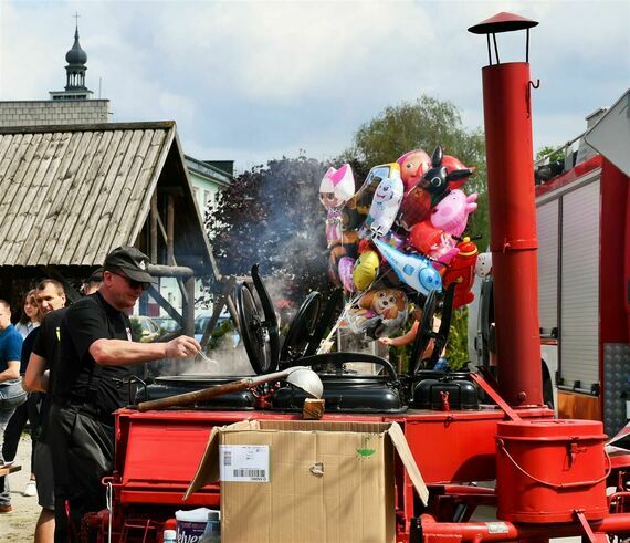 Piknik strażacki w Gołębiu