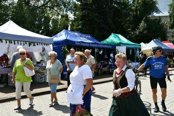 Piknik z Produktem polskim i Bitwa regionów w Gołębiu