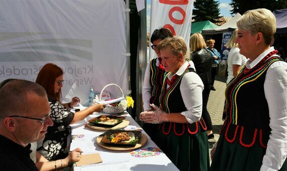 Piknik z Produktem polskim i Bitwa regionów w Gołębiu