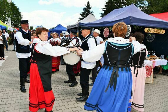 Piknik z Produktem polskim i Bitwa regionów w Gołębiu