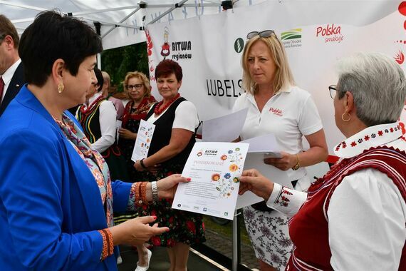 Piknik z Produktem polskim i Bitwa regionów w Gołębiu