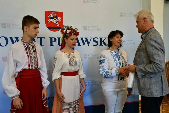 III Międzynarodowy Festiwal Folklorystyczny - spotkanie w Starostwie