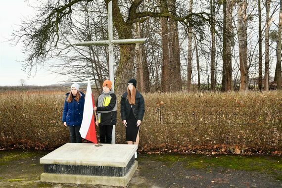 Uroczystości upamiętnienia ofiar zbrodni hitlerowskiej w Leokadiowie