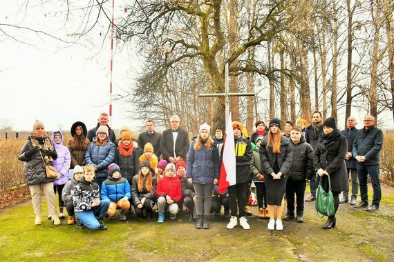 Uroczystości upamiętnienia ofiar zbrodni hitlerowskiej w Leokadiowie