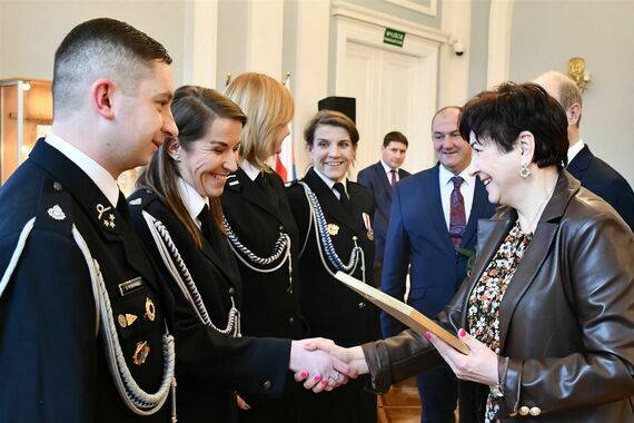 15-lat działalności Kobiecej Drużyny Ochotniczej Straży Pożarnej w Wierzchoniowie 