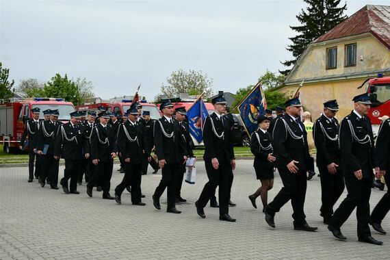 100 - lecie Ochotniczej Straży Pożarnej w Gołębiu 