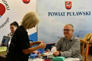 Honorowa zbiórka krwi w Starostwie Powiatowym w Puławach