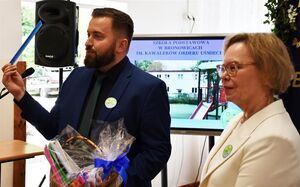 Nadanie Szkole Podstawowej w Bronowicach imienia Kawalerów Orderu Uśmiechu