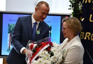 Nadanie Szkole Podstawowej w Bronowicach imienia Kawalerów Orderu Uśmiechu