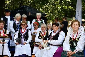 II Nadwiślańskie Spotkania z Folklorem Ziemi Puławskiej w Janowcu