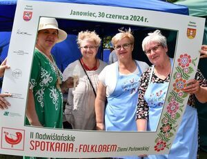 II Nadwiślańskie Spotkania z Folklorem Ziemi Puławskiej w Janowcu