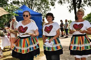 II Nadwiślańskie Spotkania z Folklorem Ziemi Puławskiej w Janowcu