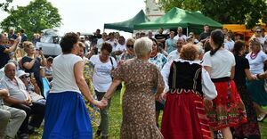 II Nadwiślańskie Spotkania z Folklorem Ziemi Puławskiej w Janowcu