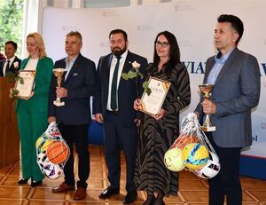 Sportowe nagrody Starosty Puławskiego za 2024 rok wręczone