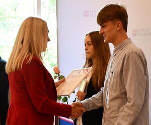 Sportowe nagrody Starosty Puławskiego za 2024 rok wręczone