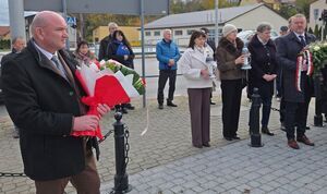 Hołd dla mieszkańców Góry Puławskiej zamordowanych 29 października 1942 roku