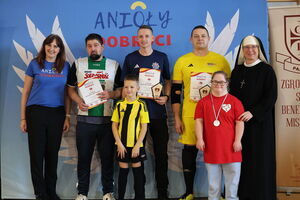 zwycięzcy indywidualni w turnieju (NIE)ŚWIĘCI W PIŁKĘ GRAJĄ