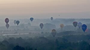 42. Balonowe Mistrzostwa Polski i 21. Międzynarodowe Zawody Balonowe w Nałęczowie