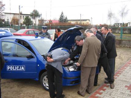 Samochód dla policji