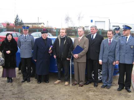 Samochód dla policji