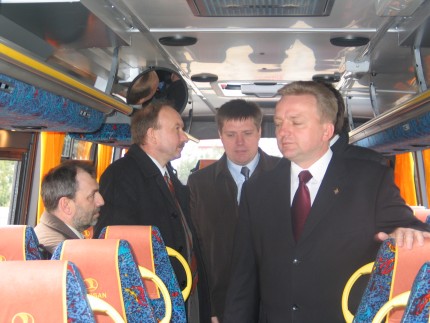 Nowy autobus w Raszkowie