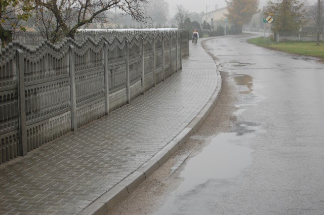 Chodnik w Jankowie Zaleśnym – kontynuacja