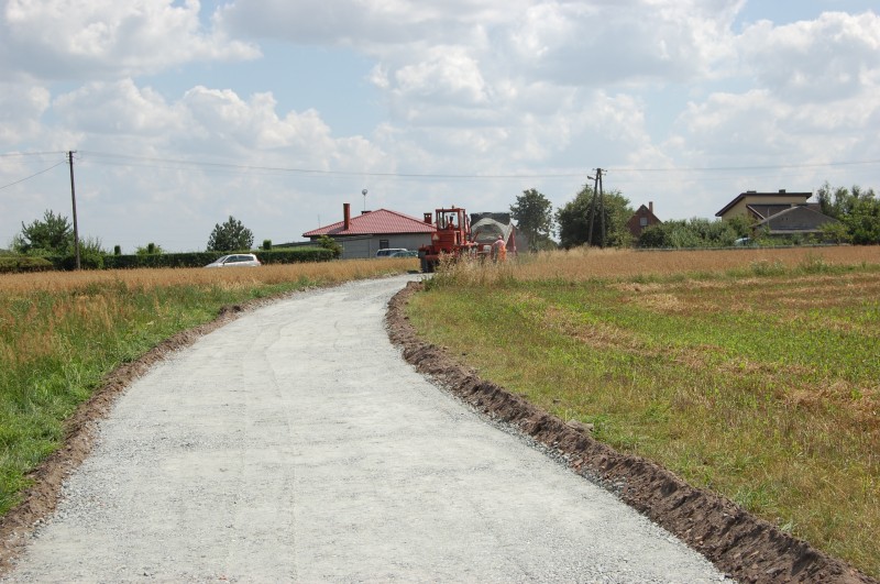 Nowa droga i chodnik w Raszkowie