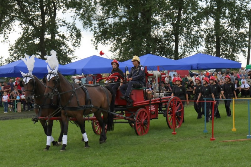 VII Powiatowe Zawody Sikawek Konnych – Raszków 2010