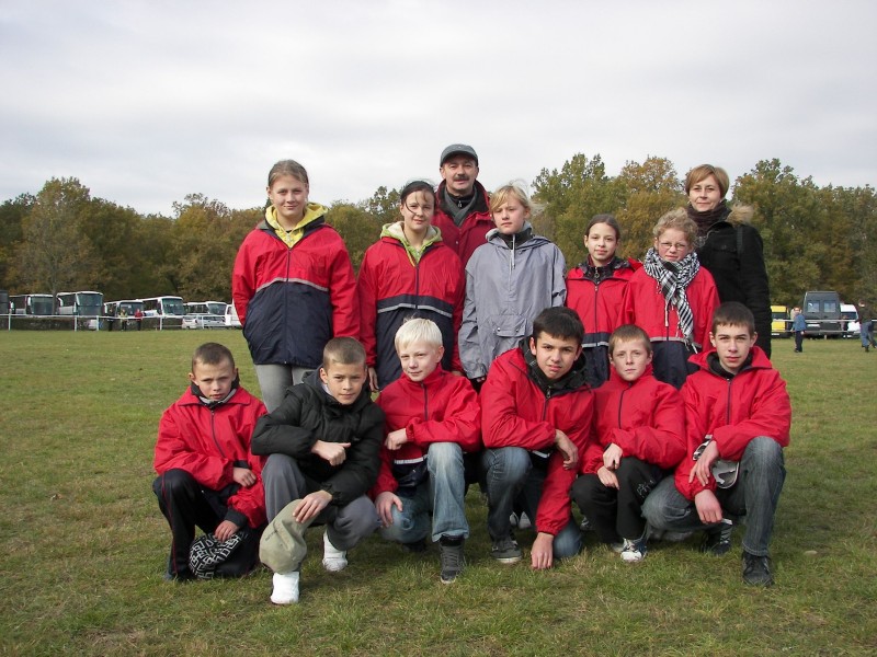 MISTRZOSTWA WIELKOPOLSKI SZKÓŁ W SZTAFETOWYCH BIEGACH PRZEŁAJOWYCH RACOT 22.10.2010